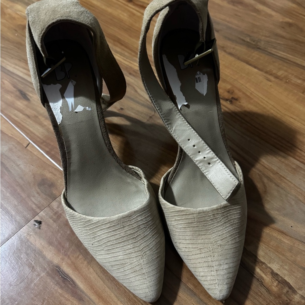 BP Tan Textured Women's Heels